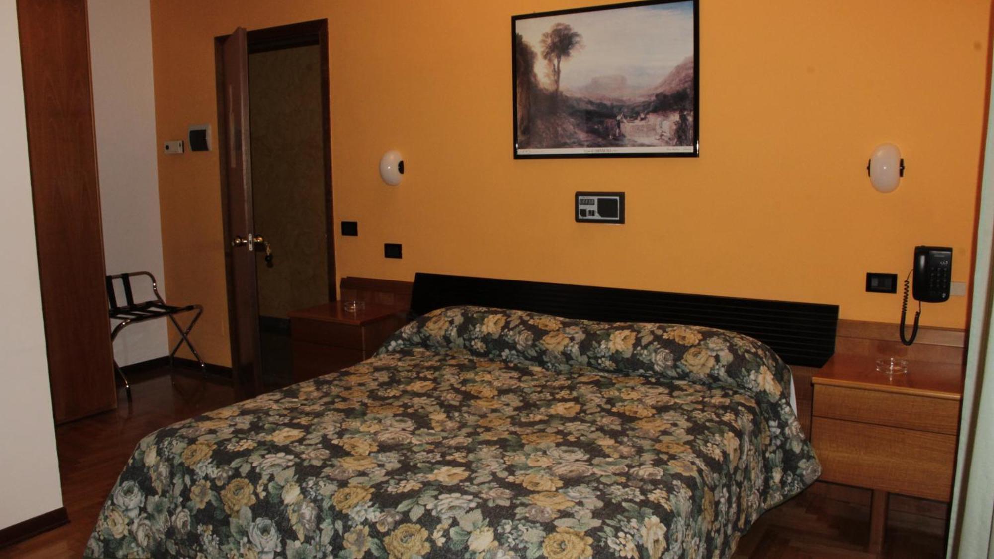 Hotel Valentino Centro Storico Orvieto Eksteriør bilde