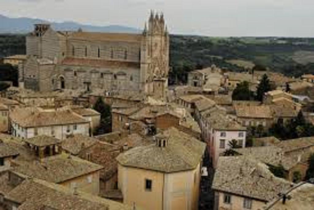 Hotel Valentino Centro Storico Orvieto Eksteriør bilde