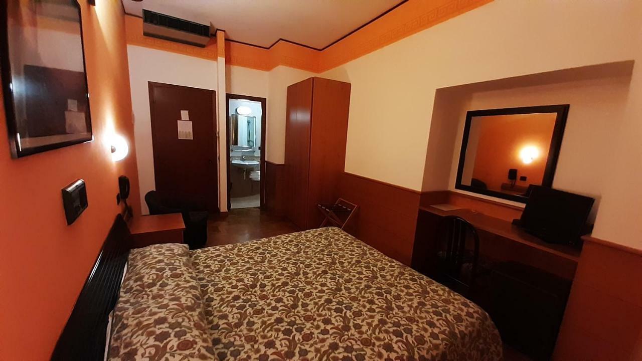 Hotel Valentino Centro Storico Orvieto Eksteriør bilde