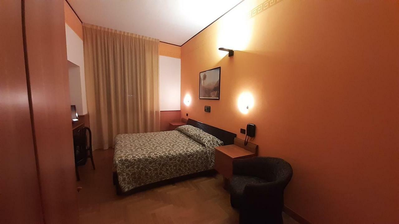 Hotel Valentino Centro Storico Orvieto Eksteriør bilde